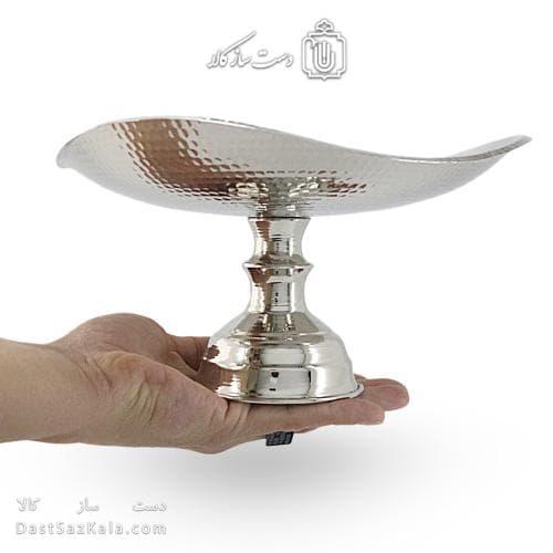 شیرینی خوری مسی سفید پایه دار مدل سه گوش 24 سانتی کد AH-30