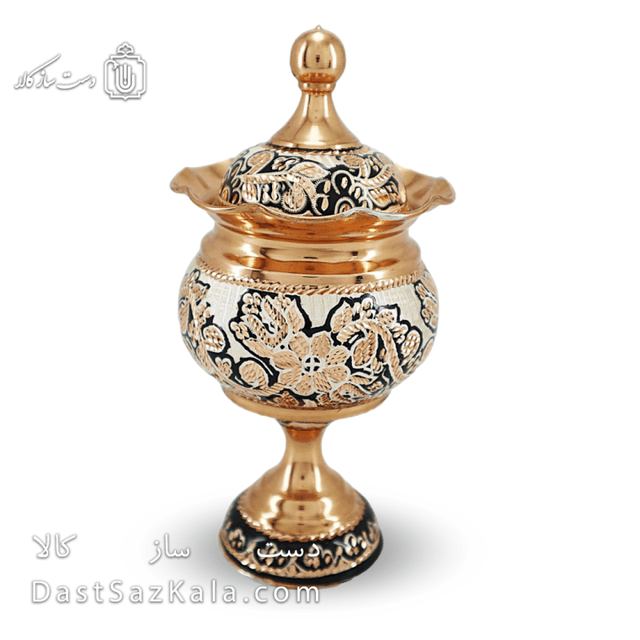 شکلات خوری مسی پایه دار نقره کوب کد MJ-118