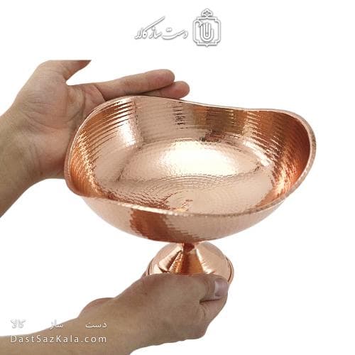 آجیل خوری مسی پایه دار زنجان مدل سه گوش 22 سانتی کد AH-26