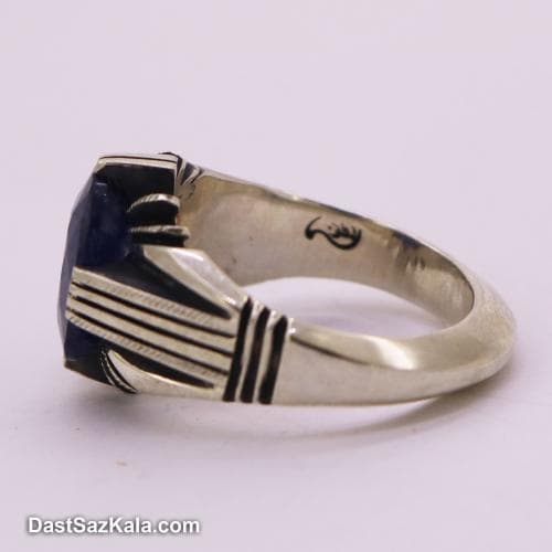 انگشتر مردانه یاقوت کبود اصل با رکاب چهار چنگ دست ساز RN-33