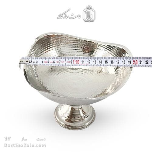 شکلات خوری مسی پایه دار سفید مدل سه گوش 19 سانتی کد AH-28