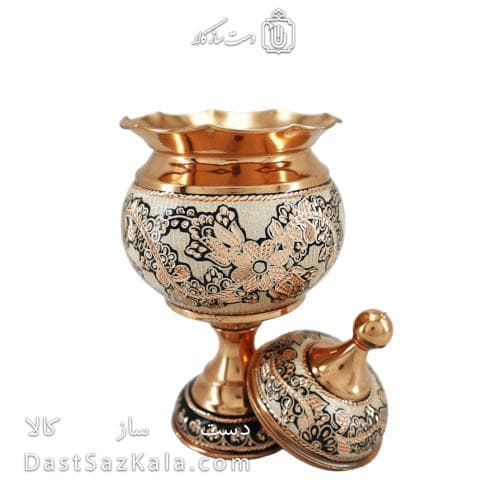 شکلات خوری مسی پایه دار نقره کوب کد MJ-118