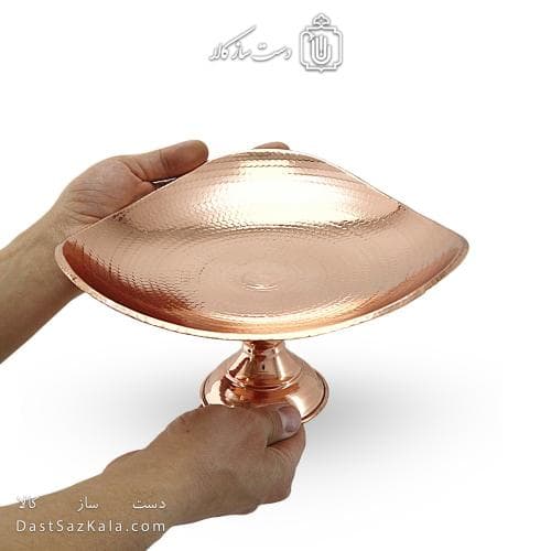 شیرینی خوری مسی پایه دار زنجان مدل سه گوش 24 سانتی کد AH-25