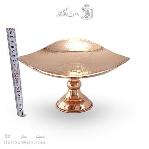 شیرینی خوری مسی پایه دار زنجان مدل سه گوش 24 سانتی کد AH-25